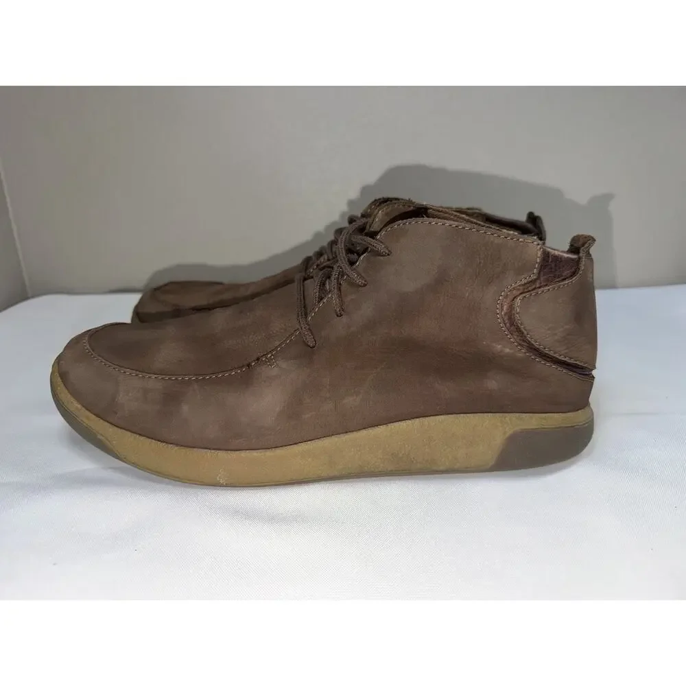 OluKai Loli'i Puki Men's 10.5 Brown Suede Lace-Up Chukka Ankle Sneakers Boots